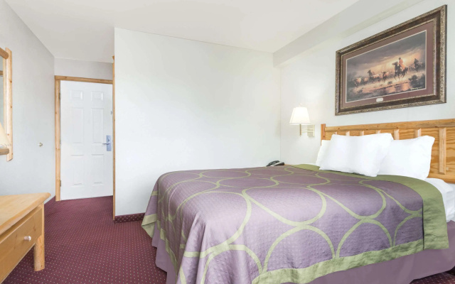 Super 8 by Wyndham Powell