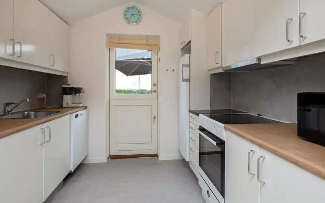 6 Person Holiday Home in Vaeggerlose