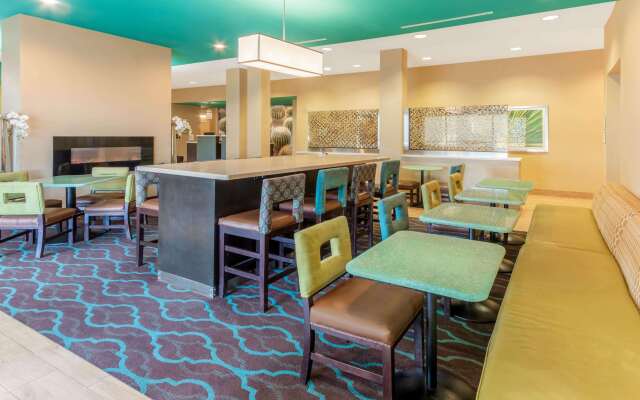 La Quinta Inn & Suites by Wyndham Carlsbad