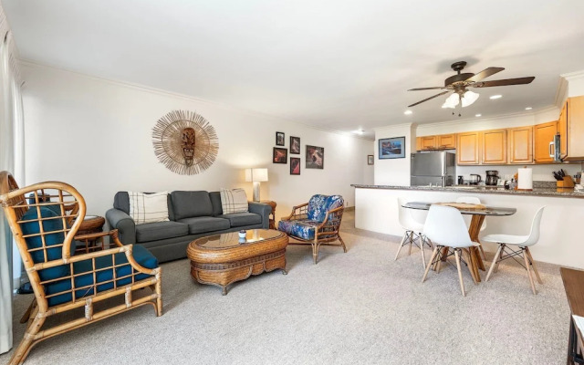 Ocean View - Pool & BBQ Area - Vrkcv