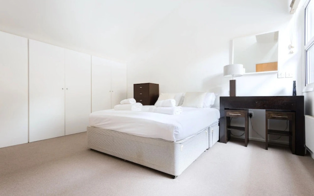 Platinum Apartment Near Westminster 9982