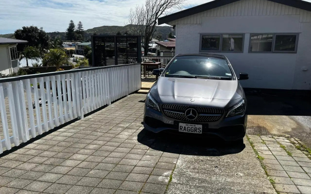 Raglan Retreat on Gilmour