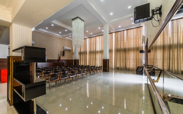 Alie Parusa Hotel