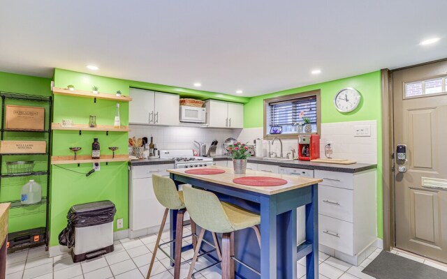 Centrally Located Philadelphia Townhome w/ Patio!