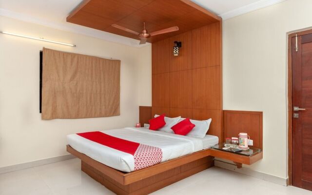 Oyo 2118 Palm Shore Residency