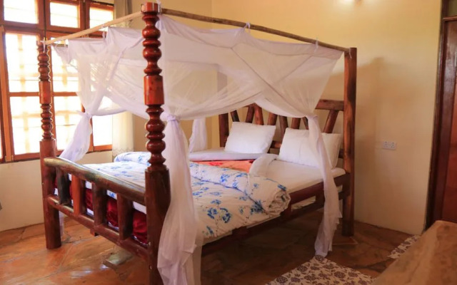 Mikumi Adventure Lodge
