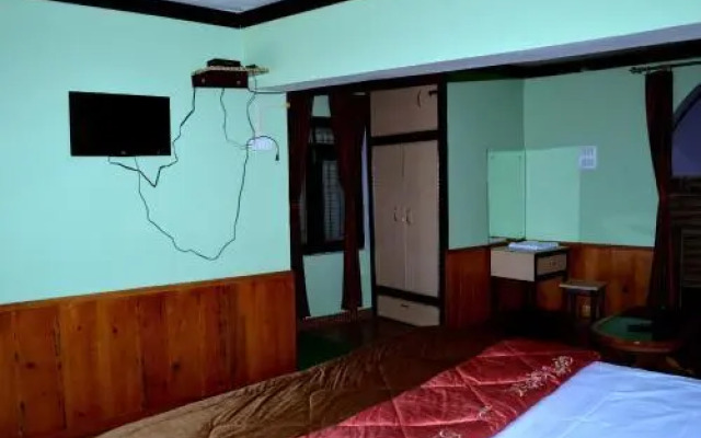 Himadri Guest House