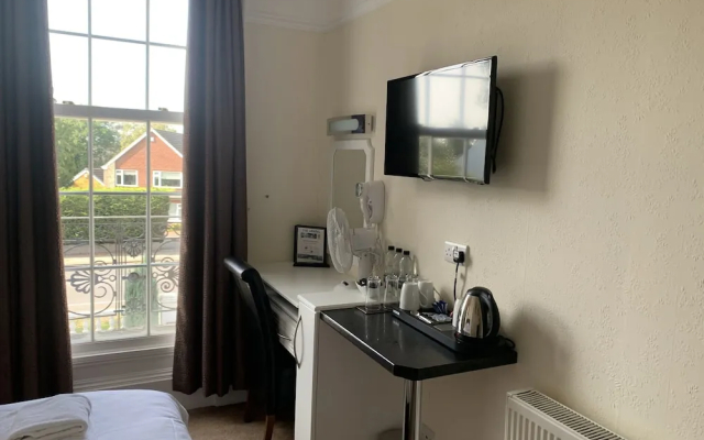 The Lawns Guest House