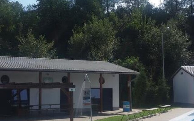 Pension No 30 And Restaurant In Chaloupky