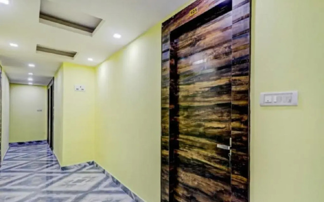 OYO 83366  Hotel SNA Grand