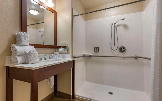 Comfort Inn & Suites Ukiah Mendocino County