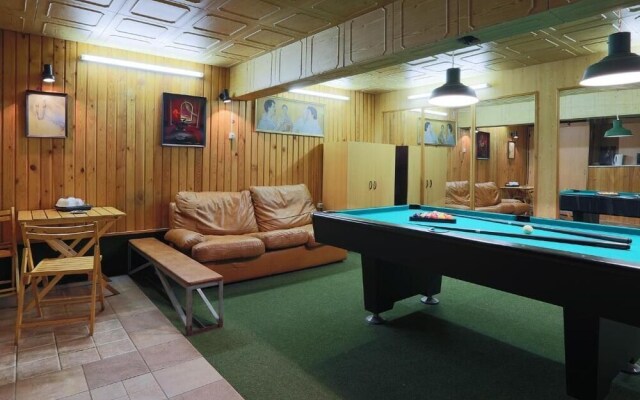 Ап-ты «Австрийский Дворик», Фурштатская, 45