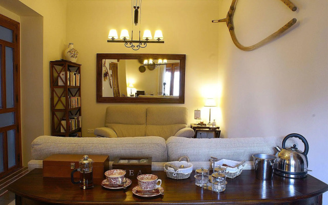 Cases Noves - Adults Only