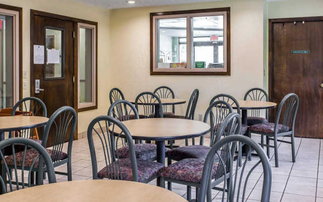 Quality Inn & Suites Lacey Olympia