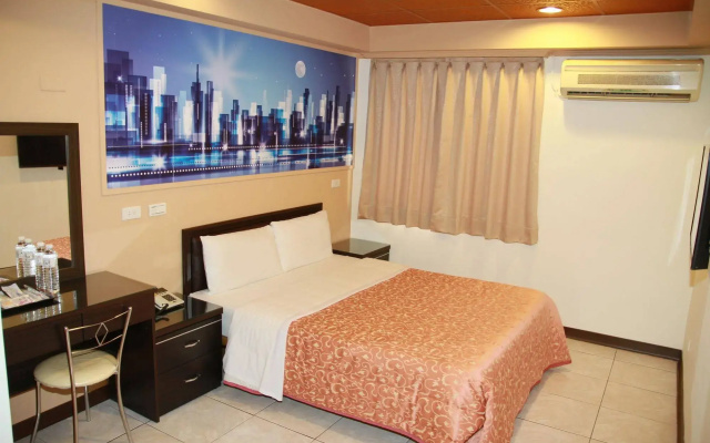 Ti Hwa Hotel