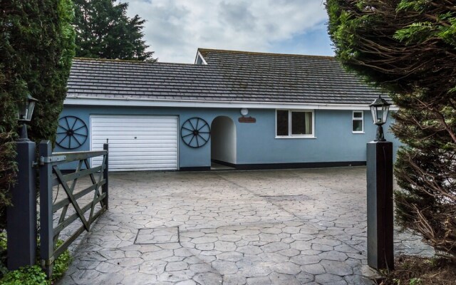 The Old Orchard - 3 Bedroom - Lamphey