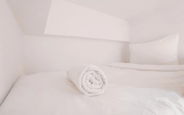 Minimalist And Comfortable Stay 1Br (No Kitchen) At The City Square Apartment – Guest Rooms – Surabaya