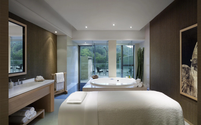 Hyatt Regency Hong Kong, Sha Tin