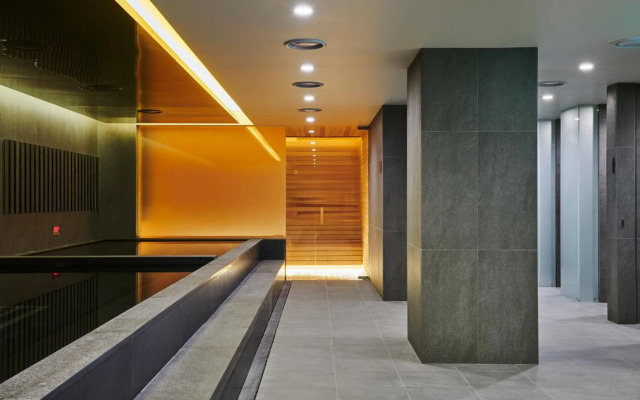 Hotel Hyundai by Lahan Ulsan