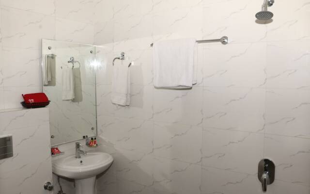 OYO 1075 Hotel City Home