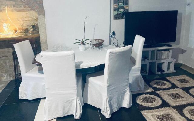 Boutique Suite 2