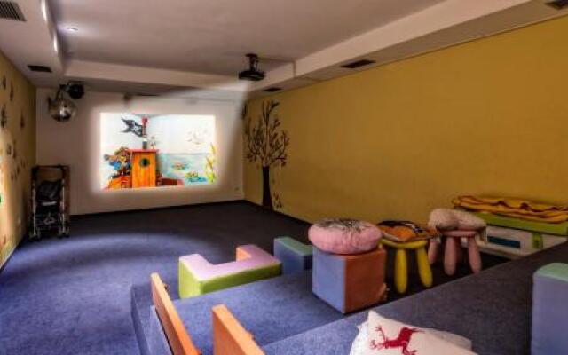 Falkensteiner Family Resort Lido