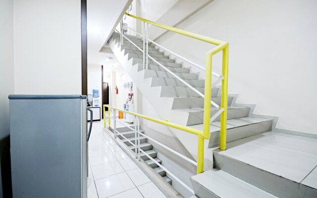Kanto's Guest House by ZEN Rooms