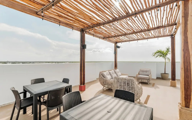 Level luxury condos