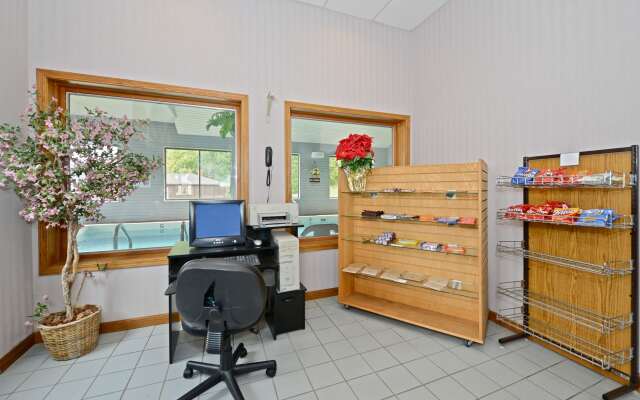 Americas Best Value Inn St. Ignace