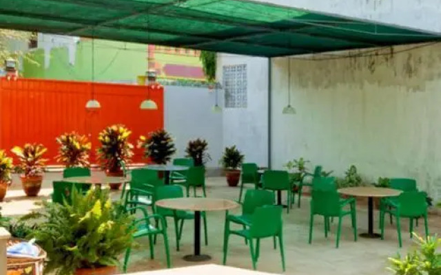 The Tea Road Restaurants & Hotel