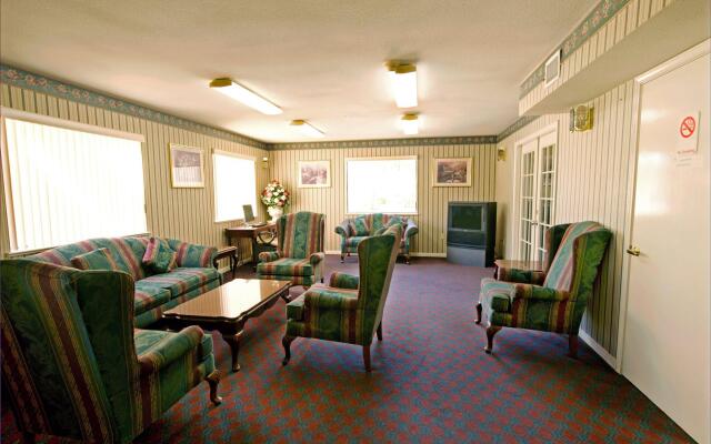Americas Best Value Inn & Suites Houston Brookhollow NW