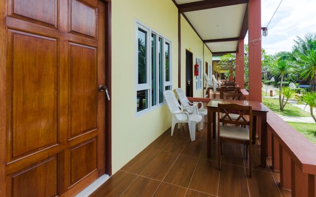 Sleep In Lanta Resort