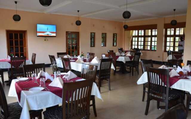 Chambai Safari Hotel