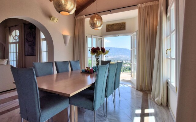 Plush Villa on La Cala Resort With Private Pool and Terrace