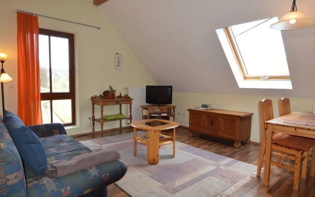 Comfortable Apartment in Meisburg Eifel near Watermill