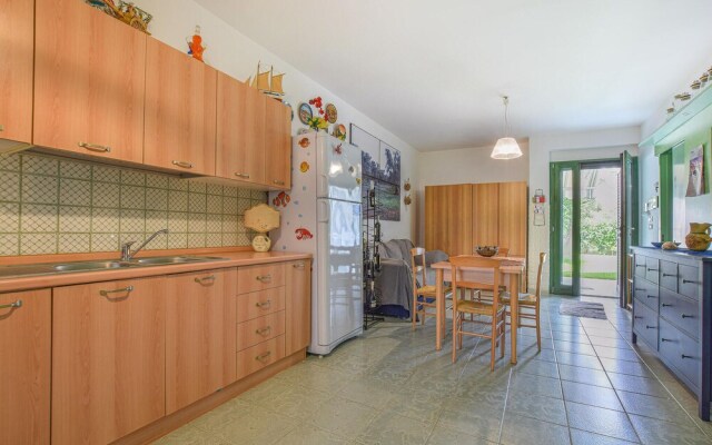 Beautiful Apartment in Specchiolla With 2 Bedrooms and Wifi