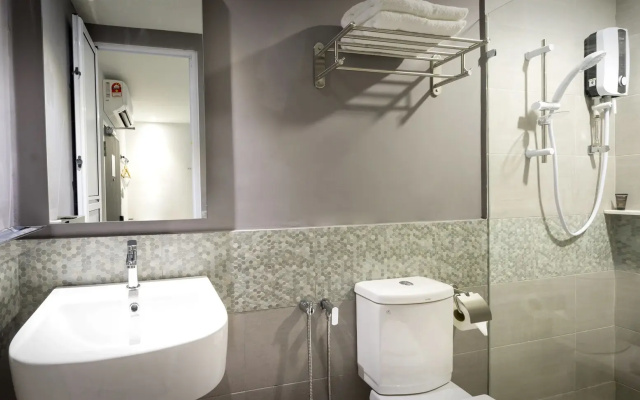 H Boutique Hotel Xplorer Loke Yew