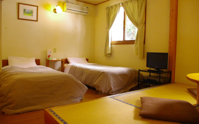 Forest Resort Cosmos