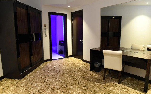 Ista Suites Seef