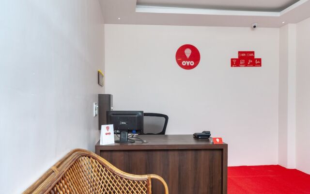 OYO 24641 Tulip Residence