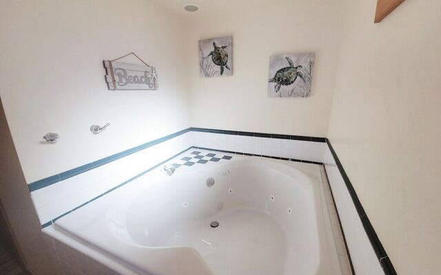 Ester Lee Oceanview Inn