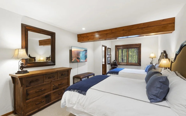 Wildwood Ridge 5 Bedroom Home