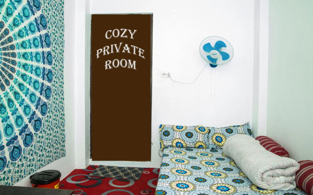 Planet Nomad Hostel By Shantipur