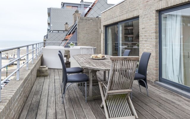 Penthouse With 2 Terraces and Sea/casino Views