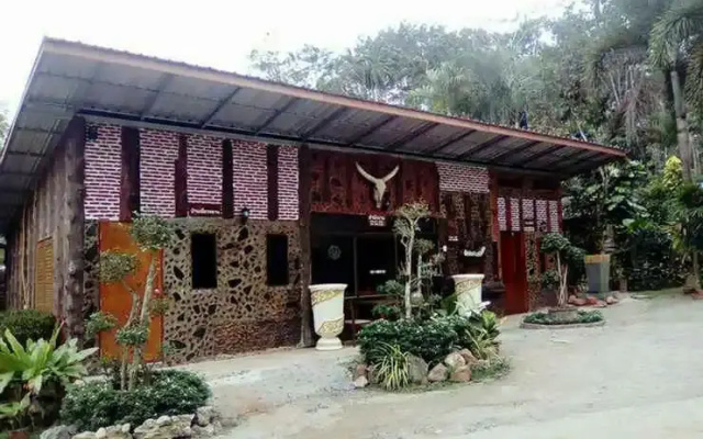 Baan Pak Rimkuen Resort