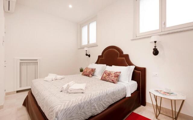 Divo Apartments - Spanish Steps