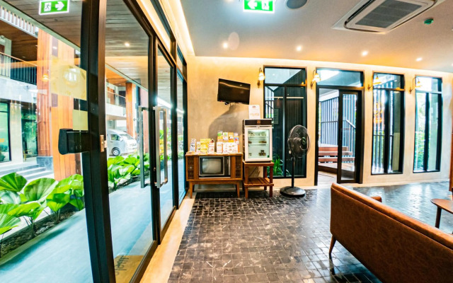 J4 Hotel Samui