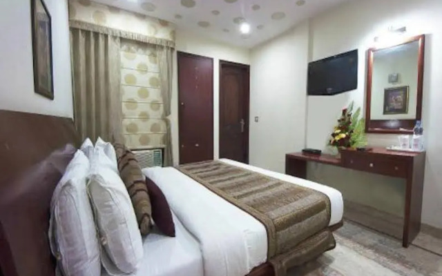 Hotel Sun City by OYO