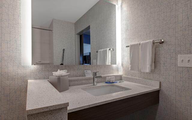 Holiday Inn Express & Suites Brighton by IHG