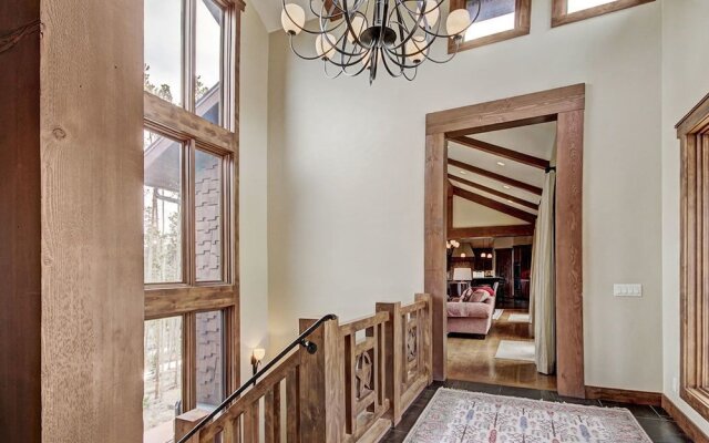 Highlands Hideaway - Private Home by RedAwning